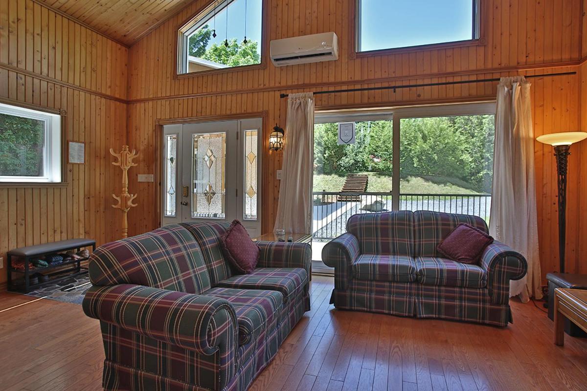 Ranch St-Hubert Bed & Breakfast Saint-Hermenegilde ภายนอก รูปภาพ