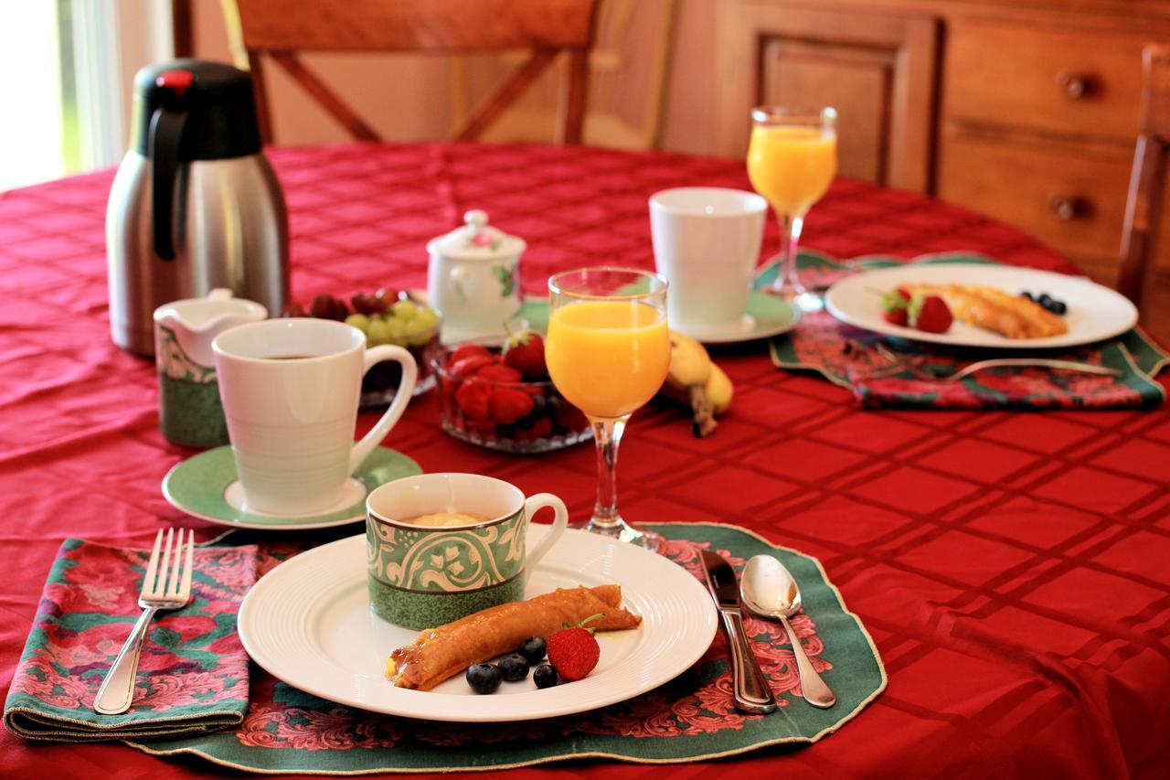 Ranch St-Hubert Bed & Breakfast Saint-Hermenegilde ภายนอก รูปภาพ